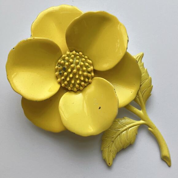 VTG 1960s Brooch Mod Yellow Enameled Metal Flower Power Pin Mid Century Style - Picture 5 of 11